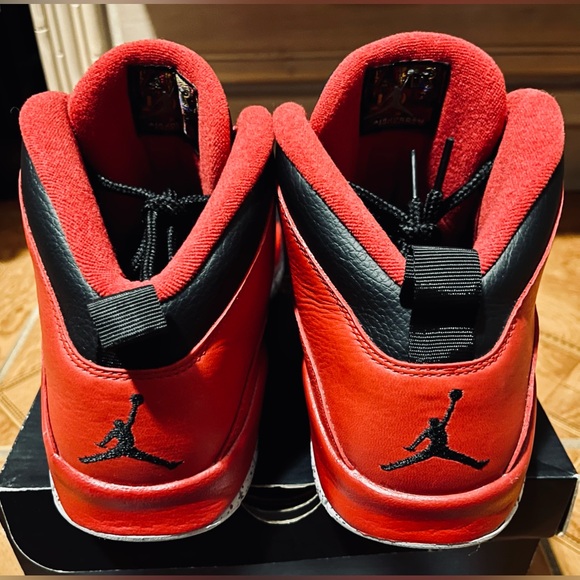 Jordan 10 Retro 'Bulls Over Broadway' Preloved OG All 10M. - Picture 5 of 7